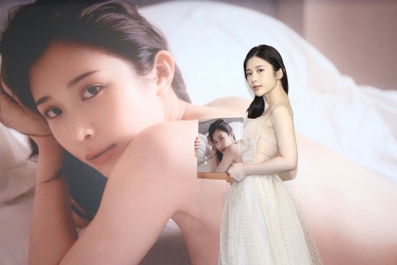 鸡排妹终极一露！最后一本写真 坚持露点！ 娱乐资讯 图1张
