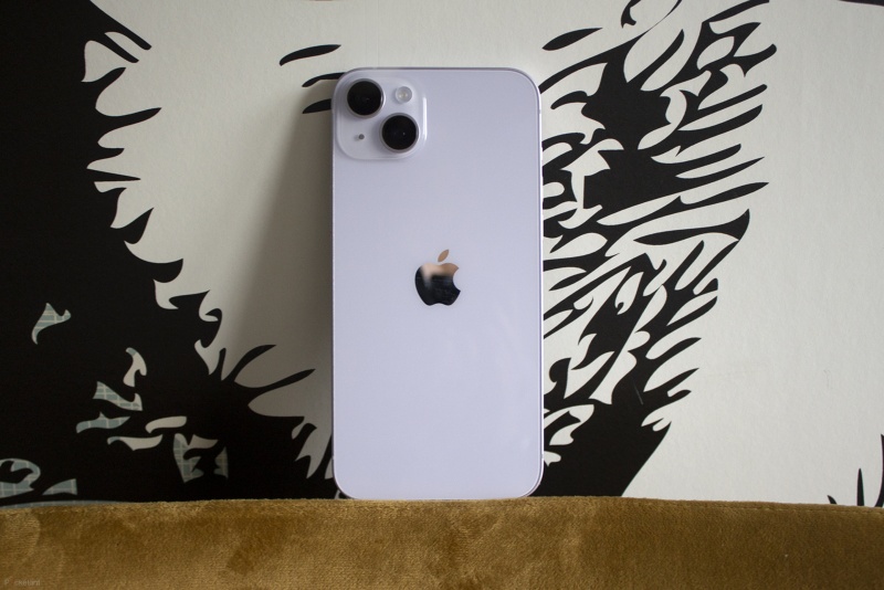 News I 都是太大惹的祸？外媒曝Apple可能喊停iPhone 14 Plus生产！ 更多热点 图3张
