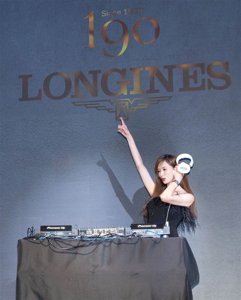 林志玲化身“火辣DJ”首秀超嗨！胎教音乐曝光：一起床就播 时尚资讯 图1张