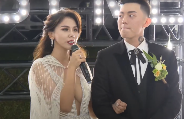 蕾菈补办婚礼！户外大露傲人双峰 娱乐资讯 图1张