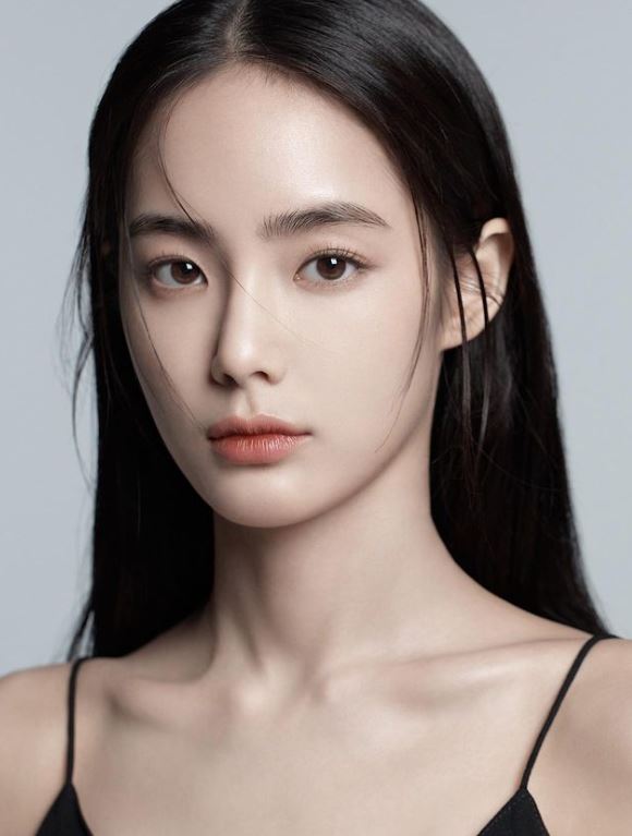 Beauty美人圈／韩星选错发型一样雷！脸型X发型选择技巧 时尚资讯 图1张