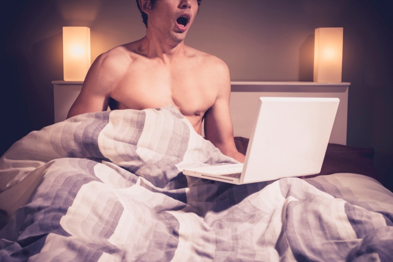 爱爱 I 长期看AA会健忘、情绪波动大？性专家：不看性功能反而会有障碍！ 更多热点 图3张
