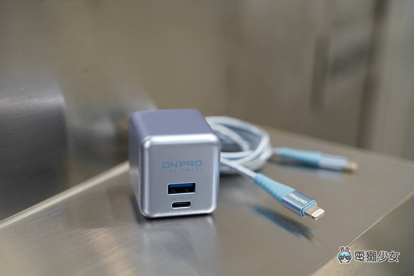 开箱｜有氮化镓 GaN 的快充迷你豆腐头，天峰蓝 ONPRO 双模 PD 与 QC 充电器 数码科技 图6张