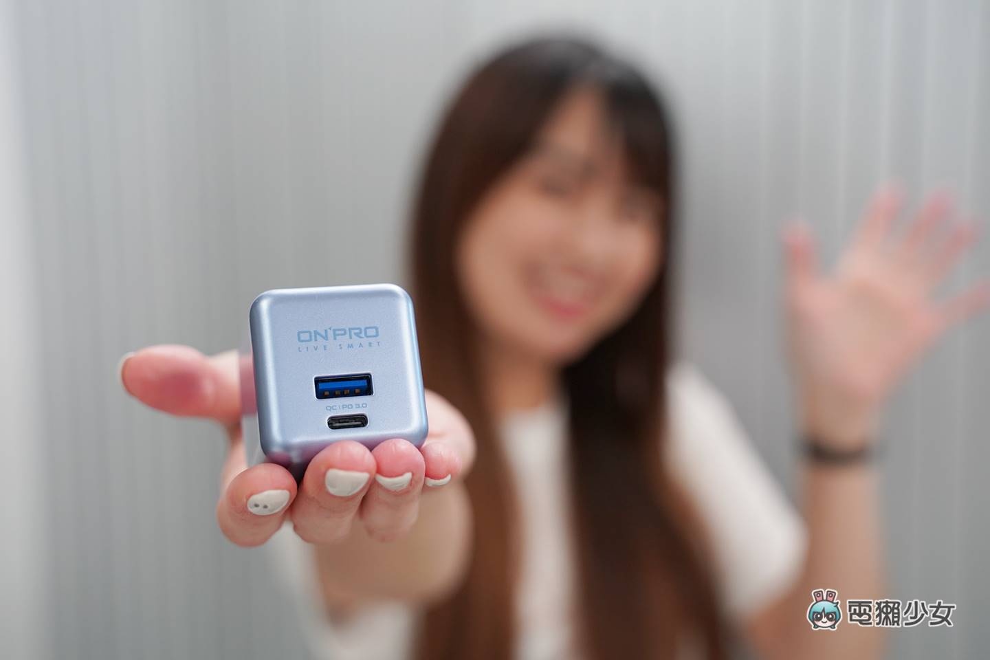 开箱｜有氮化镓 GaN 的快充迷你豆腐头，天峰蓝 ONPRO 双模 PD 与 QC 充电器 数码科技 图10张