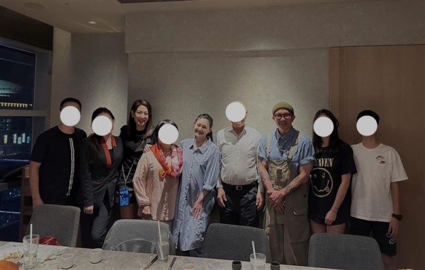 疯传大S怀孕！“身材圆润、宽松穿着”亮相 娱乐资讯 图1张