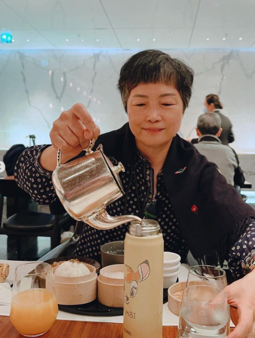 本周六云顶开唱！容祖儿晒机场照...携带“神秘嘉宾” 娱乐资讯 图3张