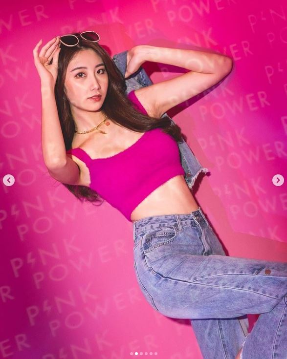 啦啦队女神撞衫孙生女友！超凶部位被看光　网狂喊：她胜出 时尚资讯 图3张