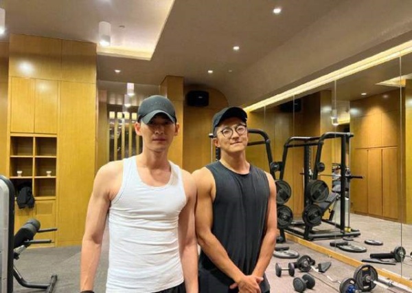 撕油腻男标签！张翰健身房被巧遇：一点也不油 娱乐资讯 图1张