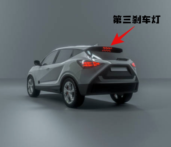 Tips I 驾太慢、下车没关engine都会中罚款？7个最常被忽略的交通规则 更多热点 图1张