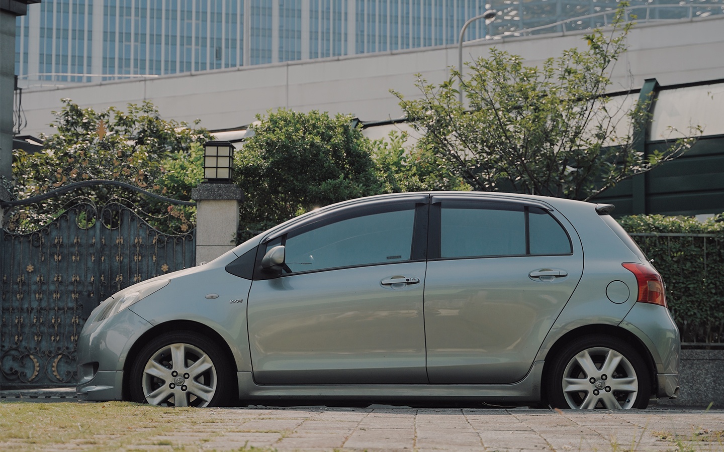 女子车流图鉴｜全部的所有，Toyota Yaris 数码科技 图2张