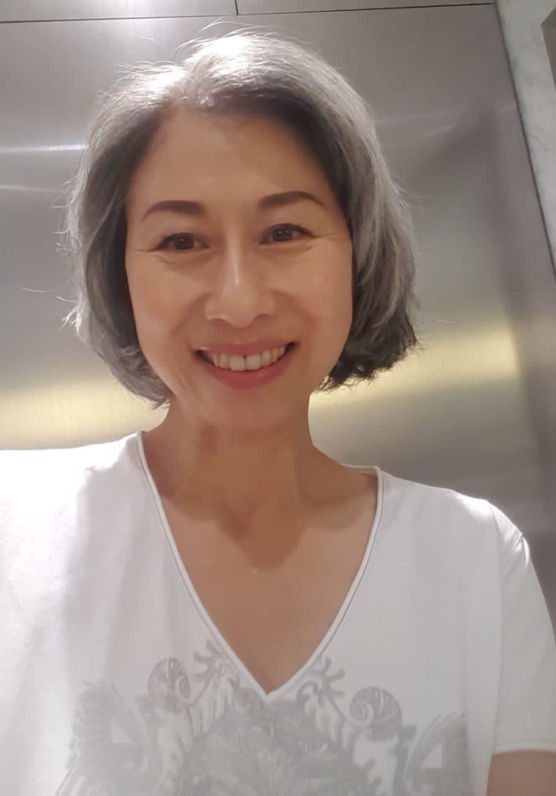 健康 I 白头发越来越多怎么办？这6个种类养发食物是你的救星！ 更多热点 图1张