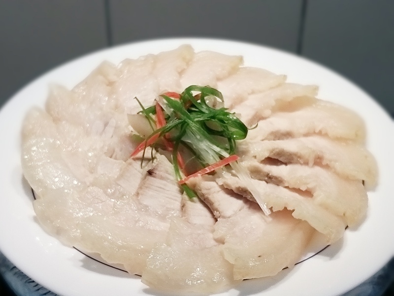 健康 I 白头发越来越多怎么办？这6个种类养发食物是你的救星！ 更多热点 图8张