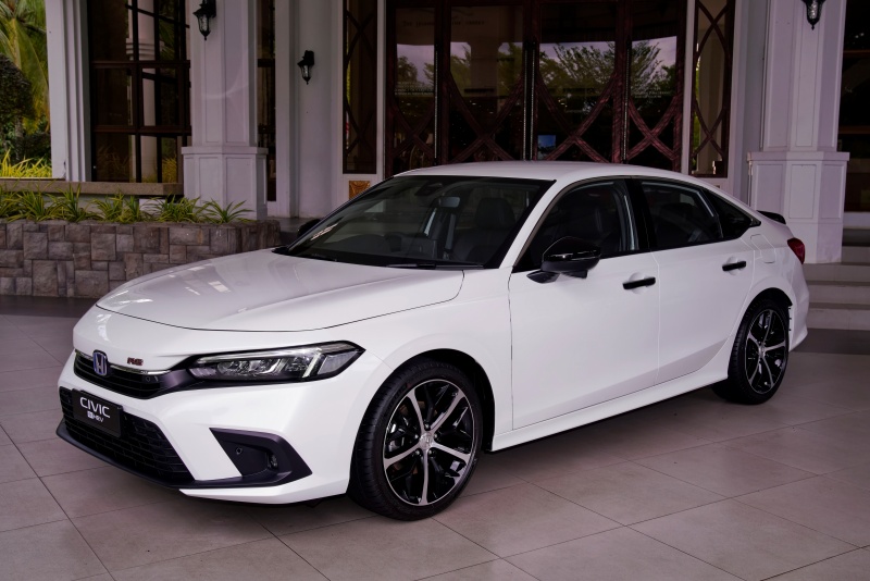 Car I Civic 2.0 RS e:HEV 依旧迷人！新增手机无线充电板和10.2寸仪表板等！ 更多热点 图7张