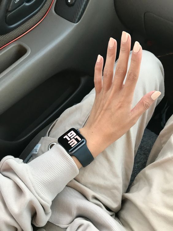 健康 I 戴智能手表出事的？导致接触性皮肤炎的3大原因 更多热点 图1张