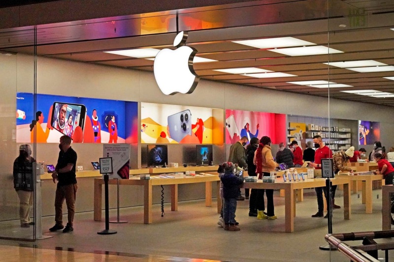 科技 I 果粉准备好钱包！Apple 即将发布可折叠立架充电器！ 更多热点 图1张