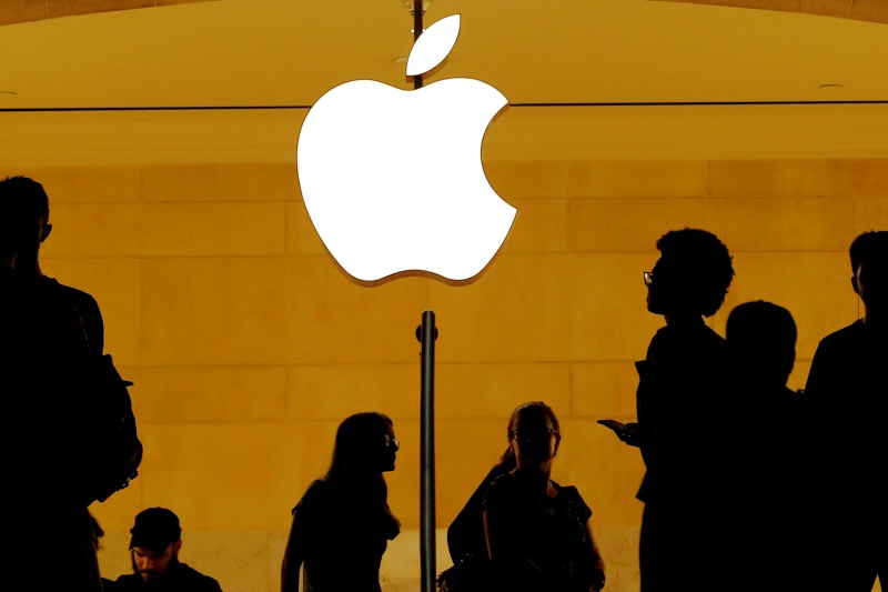 科技 I 果粉对iPhone 15许愿！希望iPhone mini回归、全新设计全上榜！ 更多热点 图2张