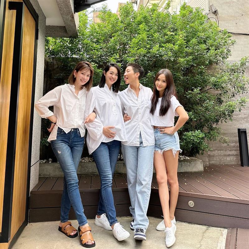 VOGUE总编孙怡结婚了！孙芸芸、Melody开心证婚　老婆已怀胎6个月 时尚资讯 图1张