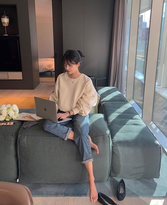 生活 I 别再写12月你好！迎接12月的温柔高级文案这些写吧！ 更多热点 图2张