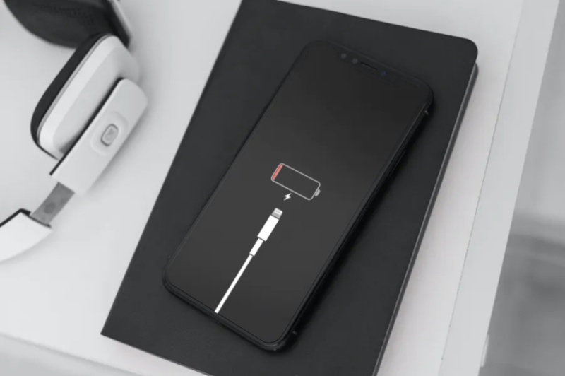科技 I iPhone耗电因一个习惯造成！Apple官方：这样做更耗电也伤电池！ 更多热点 图3张