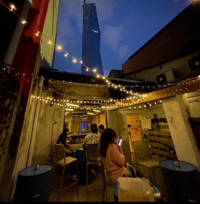 美食I 威士忌不只一种喝法！城中提供威士忌调酒餐厅、酒吧推荐！ 更多热点 图6张