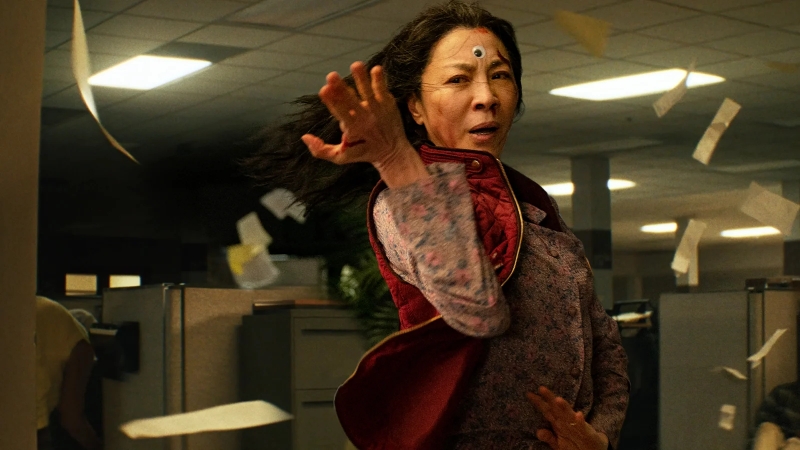 马来西亚之光！杨紫琼成第一位亚裔女星 获选《TIME》2022年度人物 娱乐资讯 图3张