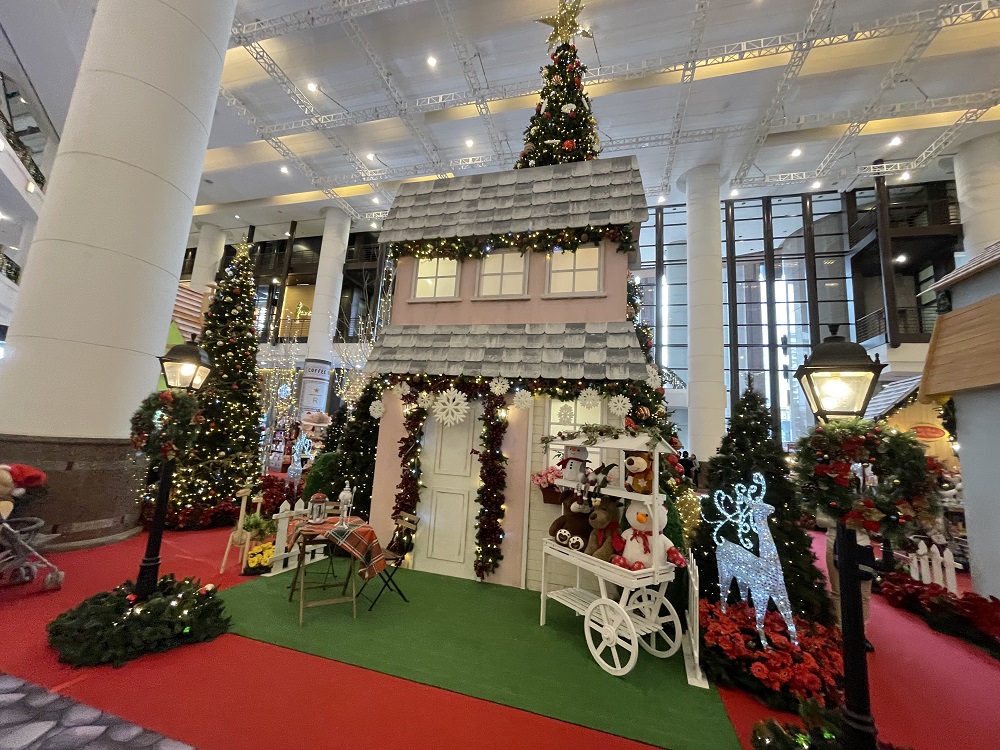 商场 I 雪隆10大商场圣诞装饰合集！奢华风、童趣风、魔法丛林多个打卡位 更多热点 图32张