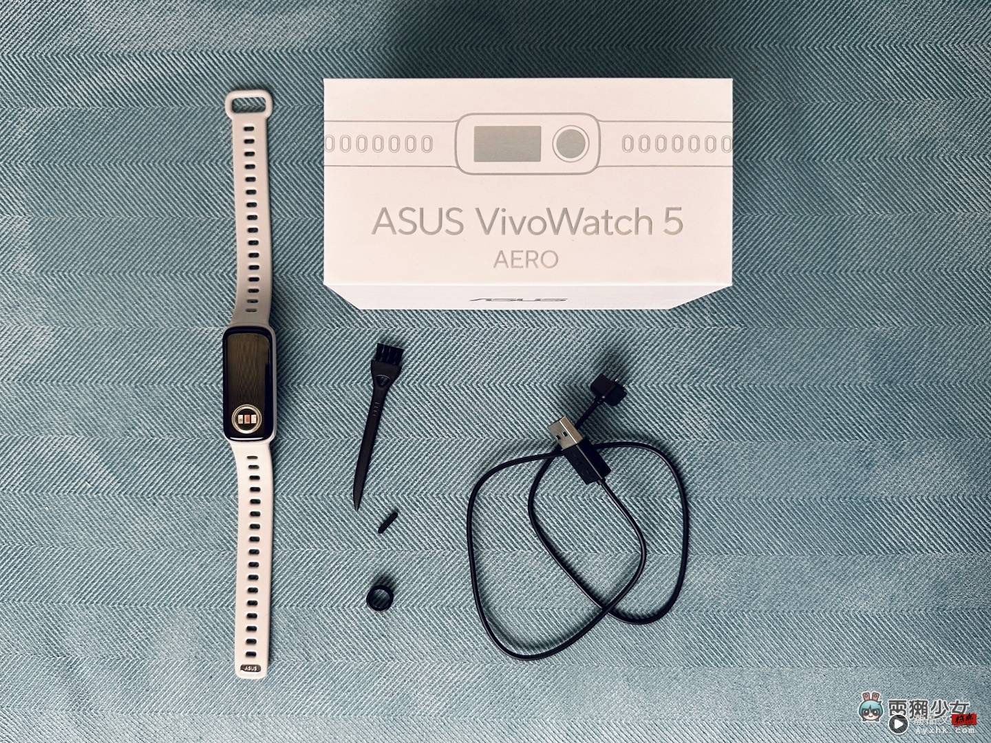 开箱｜ASUS VivoWatch 5 AERO 健康手环可以用指尖测血氧！上手看中国台湾的智慧手环的实力究竟⋯⋯？ 数码科技 图2张