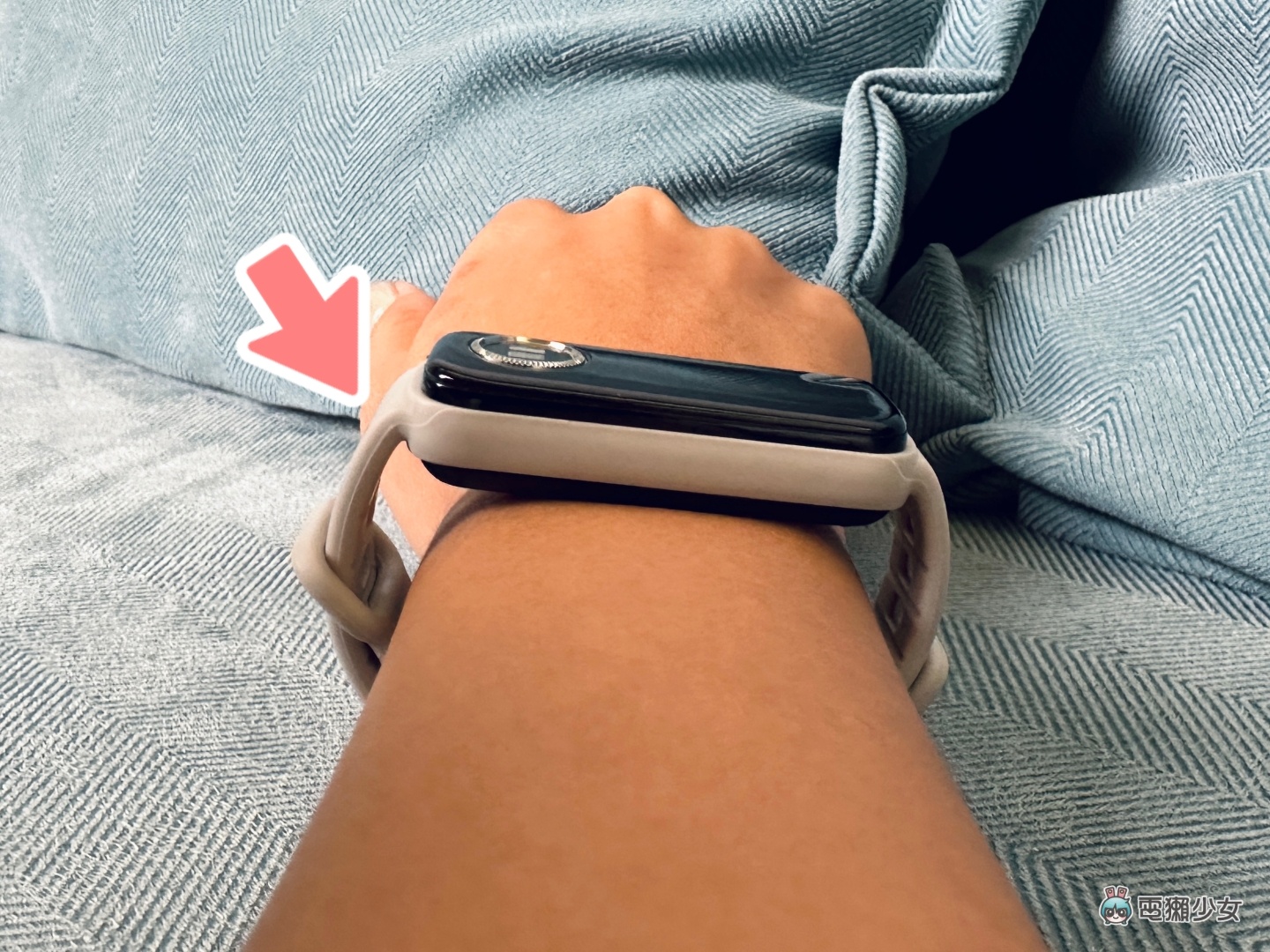 开箱｜ASUS VivoWatch 5 AERO 健康手环可以用指尖测血氧！上手看中国台湾的智慧手环的实力究竟⋯⋯？ 数码科技 图4张