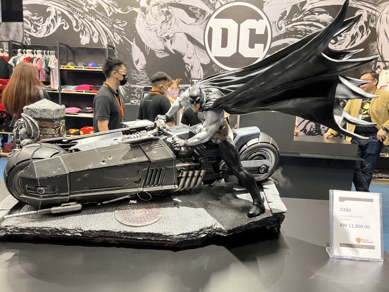 News I The World Of DC Exhibition 5大亮点！近距离目睹英雄人物、战车和武器等！ 更多热点 图11张