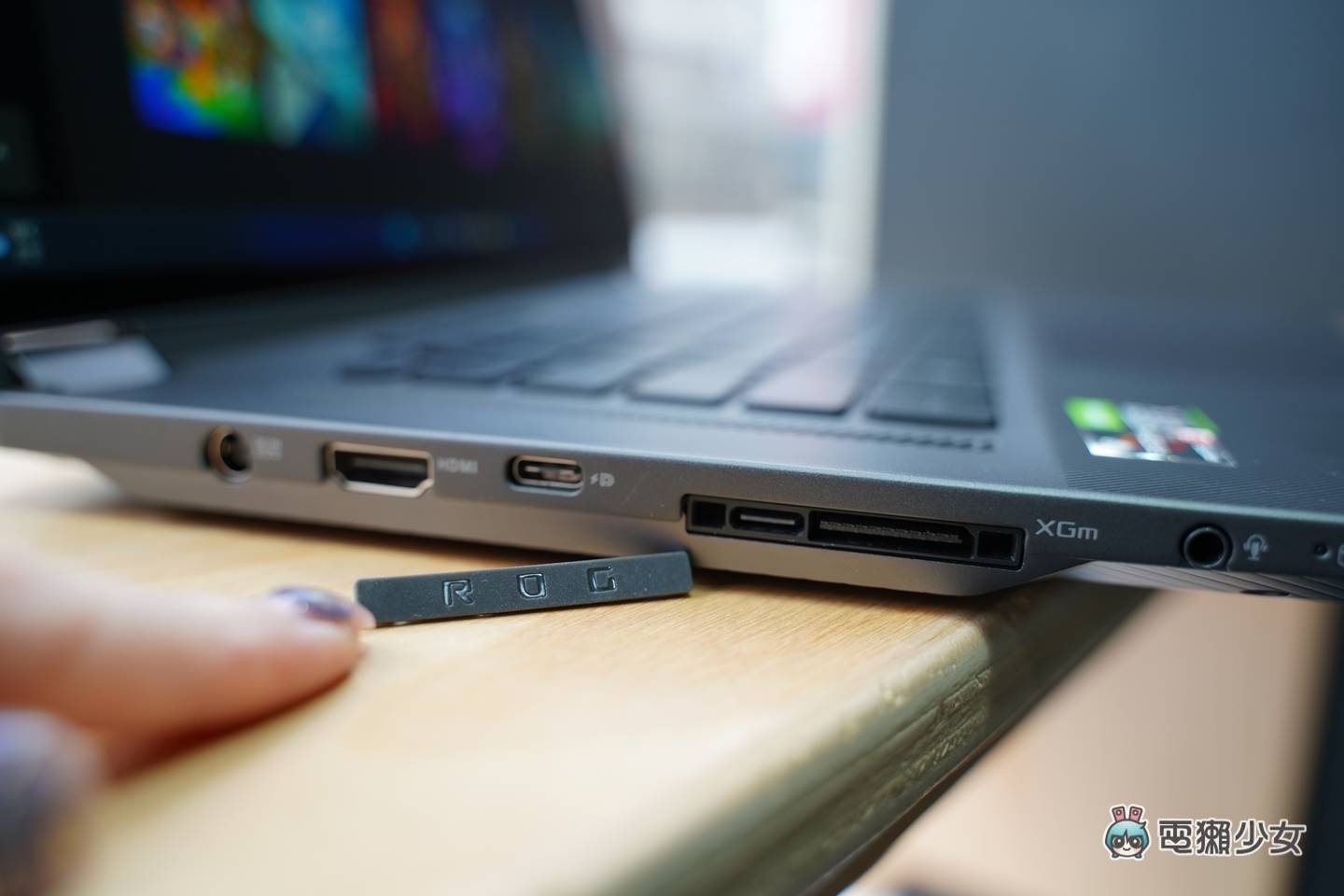 16 吋也能是翻转电竞笔电！ROG Flow X16 带着顶规 AMD 处理器与 NVIDIA 独立显卡翻过去，轻薄可携、灵活多工 数码科技 图8张