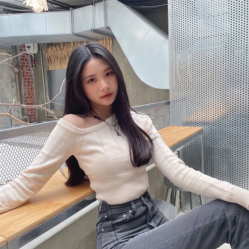 超正主播母女同框“天使美貌”根本像姊妹！网看傻眼狂喊：基因太强 时尚资讯 图2张