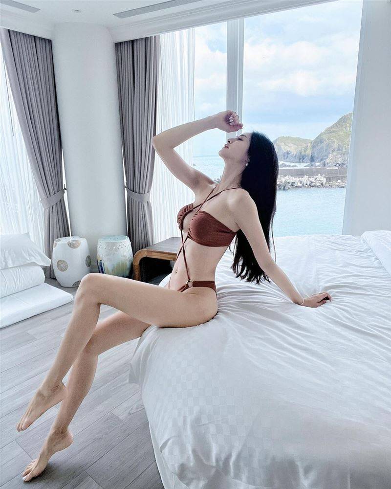 “最美宫庙礼生”床照流出！激裸下半身全看光“凶猛双球”根本遮不住 时尚资讯 图4张