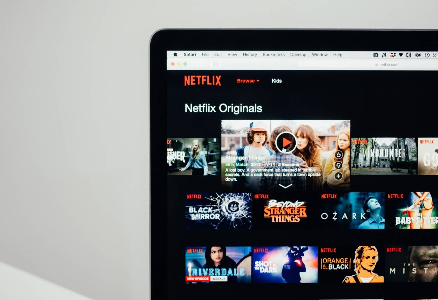 Netflix‘ 共用帐号 ’四大 QA 一次看！如何验证装置？方案仅限同住用户？出门旅行怎么办？ 数码科技 图3张