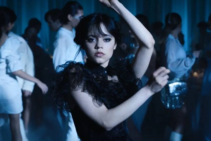 相关信息 I 剖析西方《僵尸新娘》衣着风格，和哥德风格有什么关系？ 更多热点 图4张