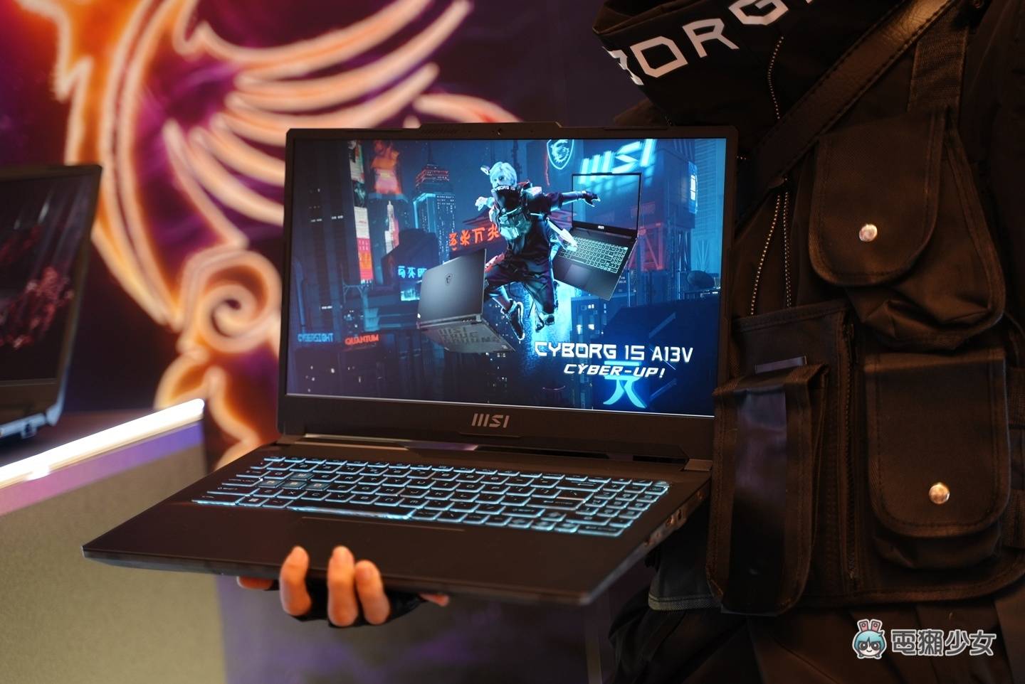 出门｜旗舰机皇 17 万元 Titan GT77 登场！大好评商务 Prestige 系列出 13 吋 990 克轻薄笔电，新电竞系列诞生 数码科技 图9张