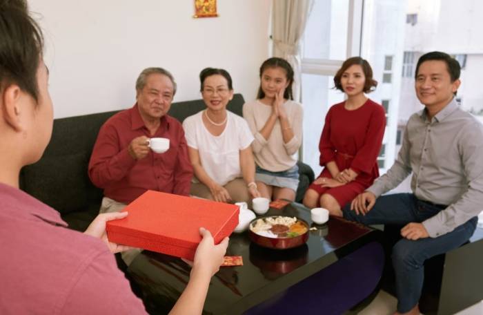 情感 I 爸妈不喜欢我的另一半怎么办？问自己做好这3点了吗？ 更多热点 图2张