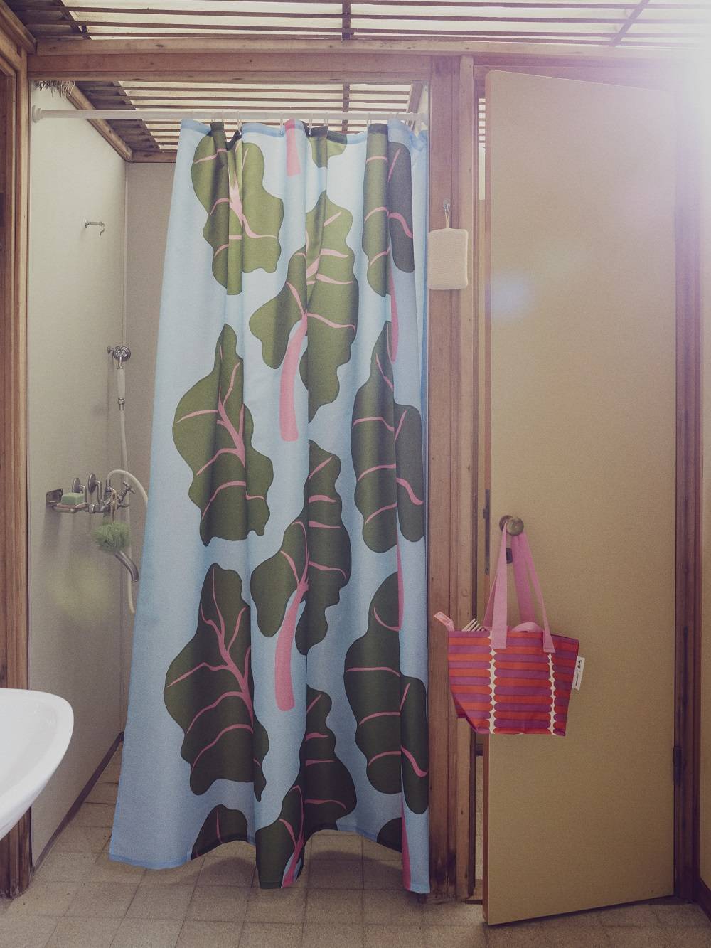 News I IKEA x Marimekko 将在3月6号全马上线，据说是非常限量的联名！ 更多热点 图5张