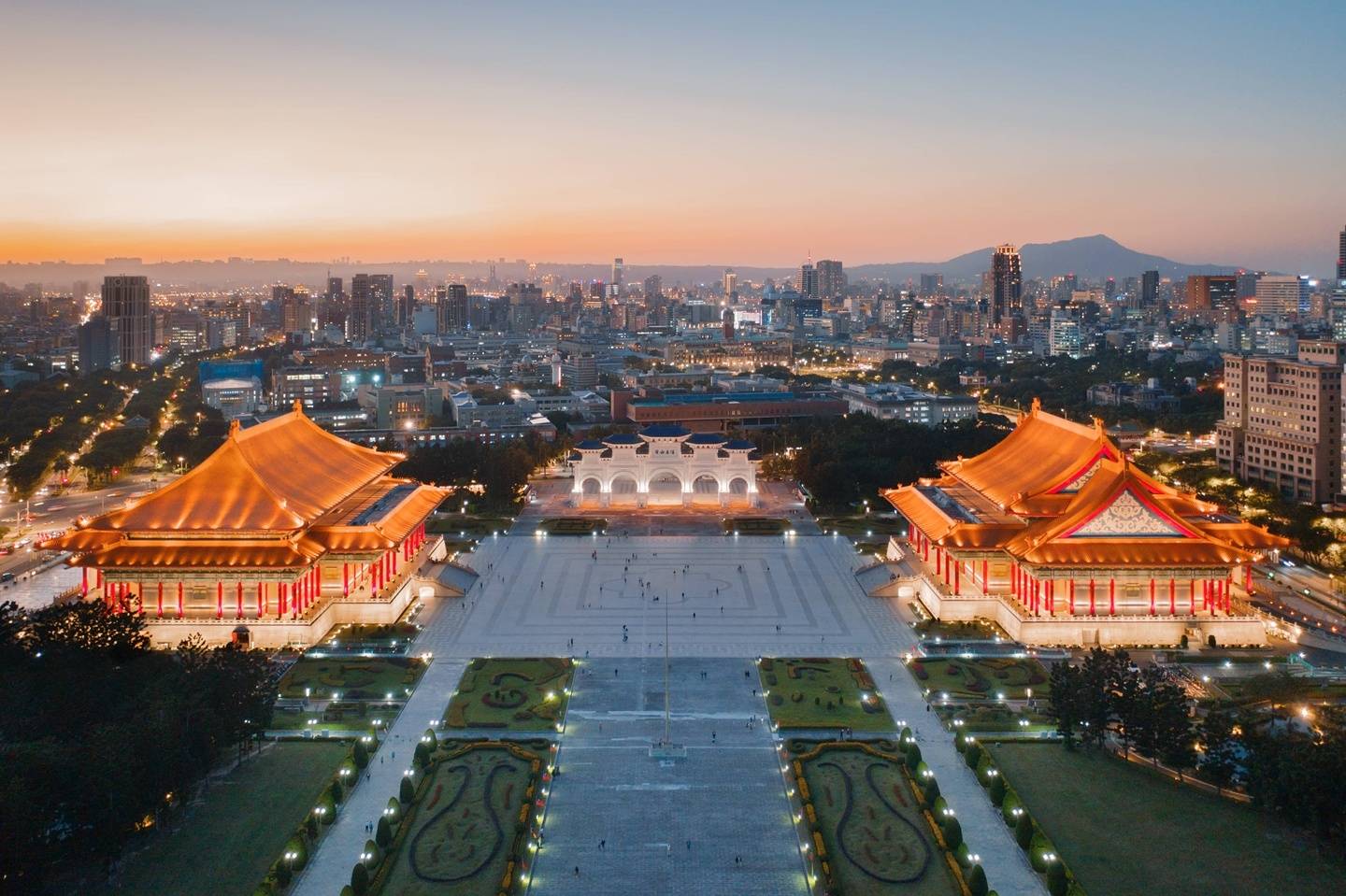 地区两厅院制作《神不在的小镇》 在 MWC 得奖啦！高通 5G 毫米波助攻全新艺文展演模式 数码科技 图4张