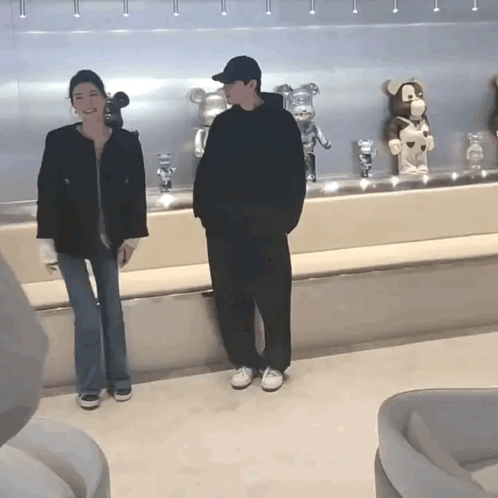 逃税风波潜水1年！邓伦被偶遇 网叹变流浪汉了 娱乐资讯 图2张