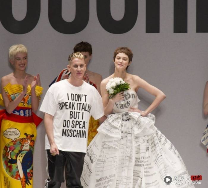 人物I 时尚顽童Jeremy Scott离开Moschino，泰迪熊头、麦当劳都是经典！ 更多热点 图9张