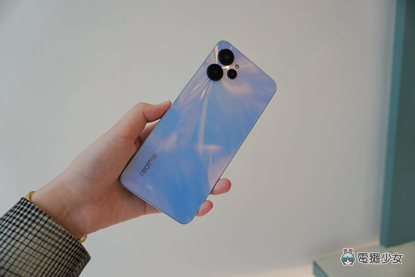 出门｜realme 10T 5G 登场！256GB 超大容量的街拍机售价只要 8,990 元 数码科技 图1张
