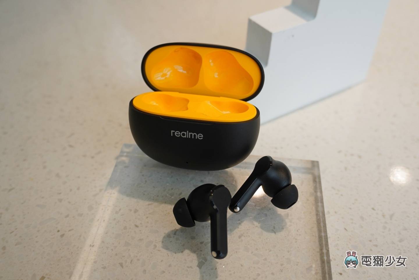 出门｜realme 10T 5G 登场！256GB 超大容量的街拍机售价只要 8,990 元 数码科技 图7张