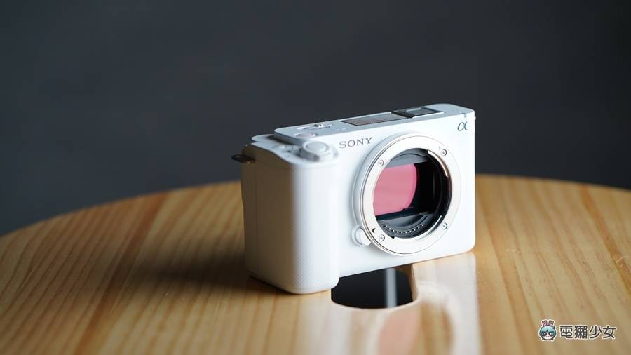 开箱｜Sony ZV-E1，全世界最轻巧的全片幅、可换镜头 Vlog 相机！ 数码科技 图2张