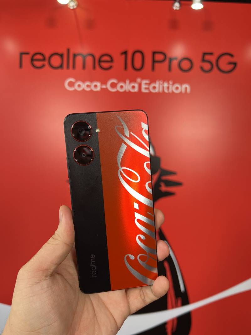新机 I realme 10 Pro 5G Coca Cola Edition 真酷！汽水盖手机扣针好可爱！ 更多热点 图2张