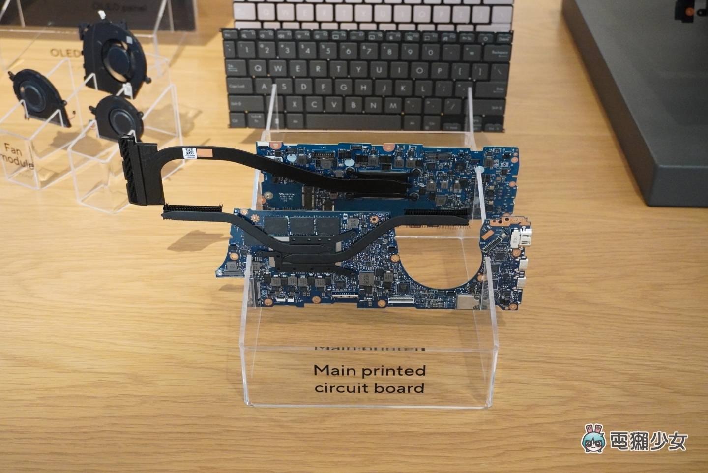 出门｜又轻又好看！华硕 Zenbook S 13 OLED（UX5304）轻薄笔电亮相 数码科技 图12张