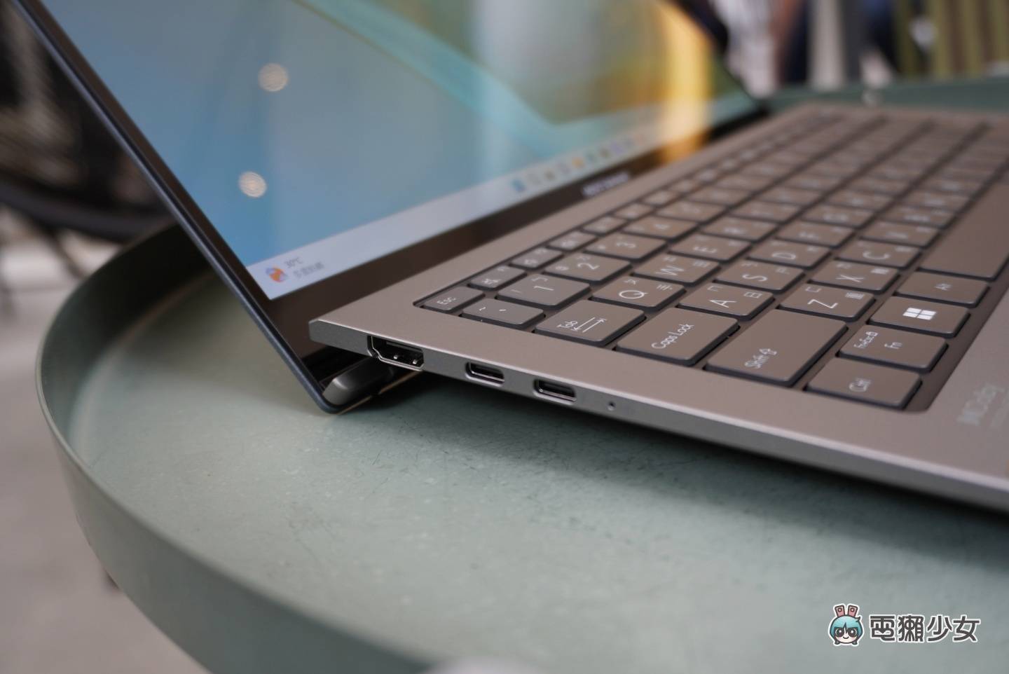 出门｜又轻又好看！华硕 Zenbook S 13 OLED（UX5304）轻薄笔电亮相 数码科技 图18张