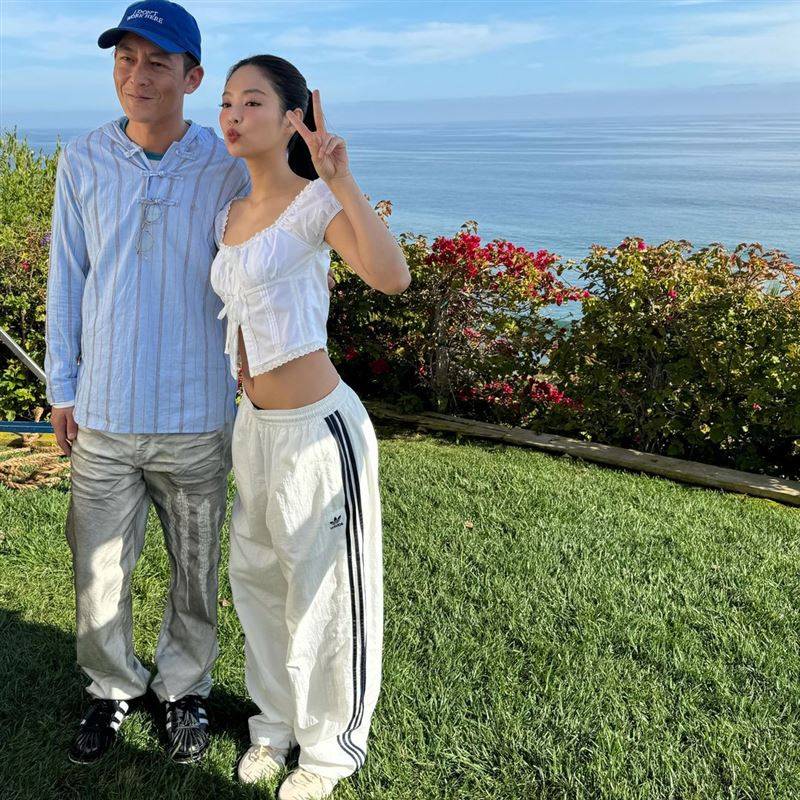 Jennie世纪同框43岁陈冠希被嫌老！网一看怒了：忘记欲照事件吗？ 时尚资讯 图3张