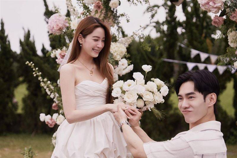“欧阳妮妮被求婚”冲热搜第1名！陆网一阵错愕：还以为是欧阳娜娜 时尚资讯 图1张