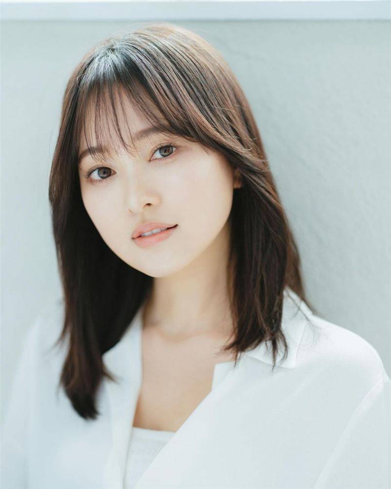 甜美女星亲口认了整形“砸超过200万”从10几岁开始！术后辣照曝光 时尚资讯 图1张