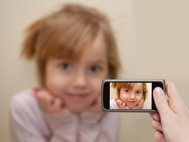 生活 | 爸妈请谨记！5招防小孩走失 在孩子身上做记号 更多热点 图1张